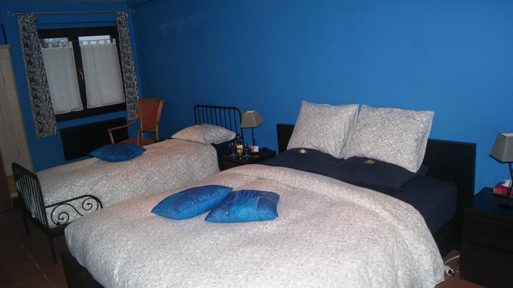Fleurs-Sauvages Bed & Breakfast Hebronval Room photo